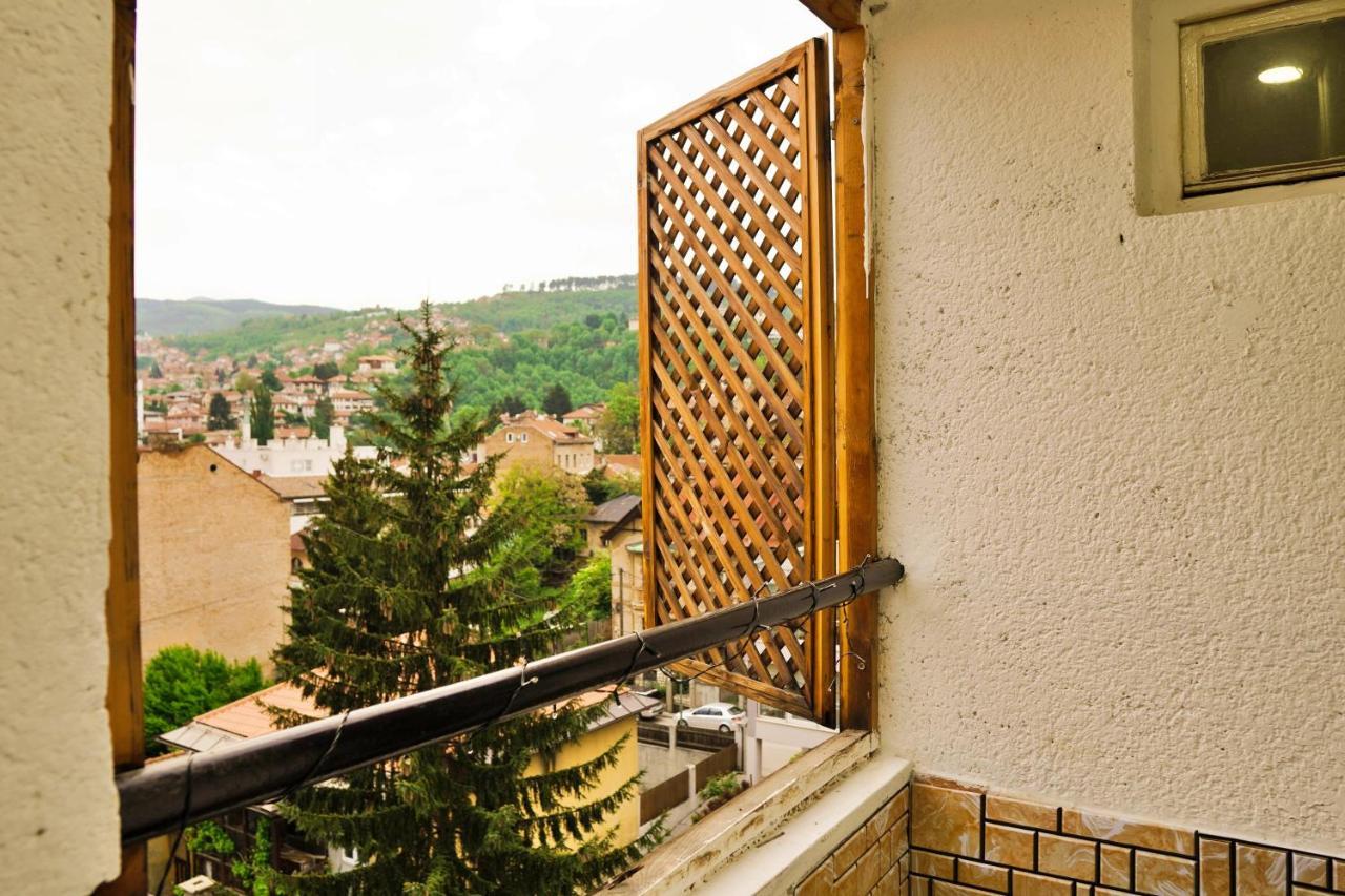 Vijecnica View 2Bdr Apartment With Balcony - Best Location Sarajevo Eksteriør bilde
